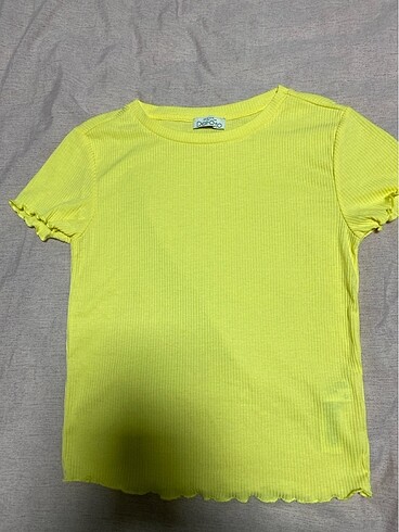 defacto üste yapışan t-shirt