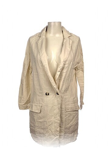 Stradivarius Blazer %70 İndirimli.