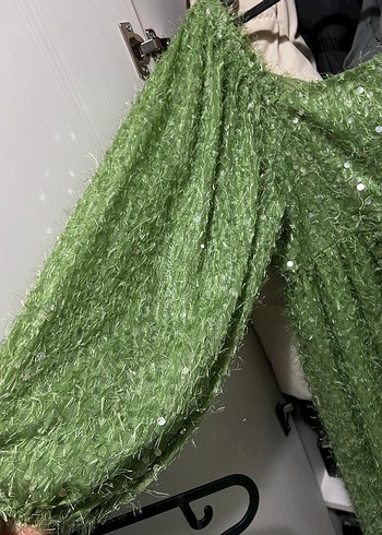 Parlak Yeşil pullu Midi Elbise - Görsel 4