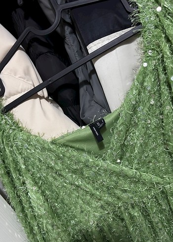 Parlak Yeşil pullu Midi Elbise - Görsel 2