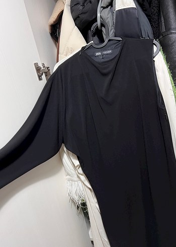 Siyah Uzun Drapeli V Yakalı Elbise - Görsel 2