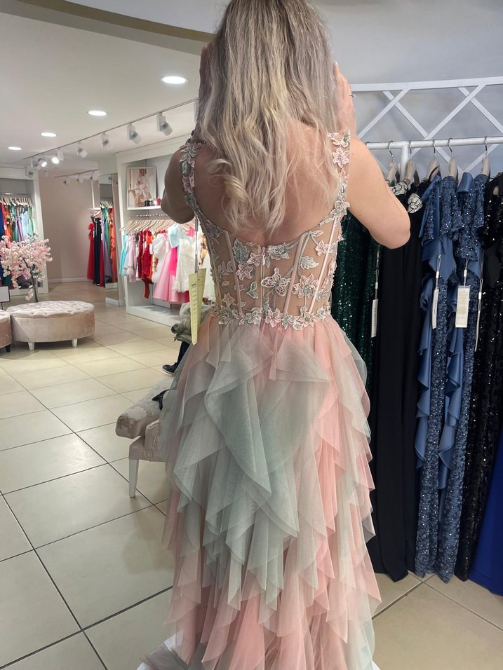 Pembe Nakışlı Uzun Straplez Nişan Elbisesi - Görsel 2