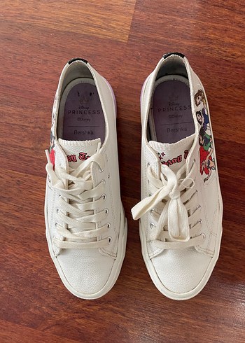 Bershka Beyaz Platform Topuklu Kadın Spor Ayakkabı