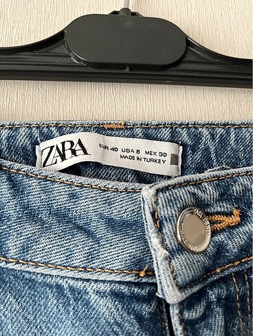 Zara Zara yırtık kot