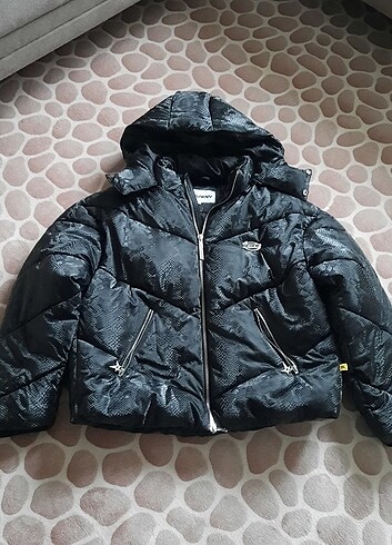 Review Mont