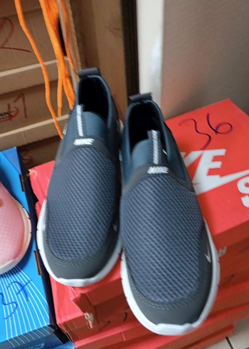 Diğer Nike Siyah Slip On Sneaker