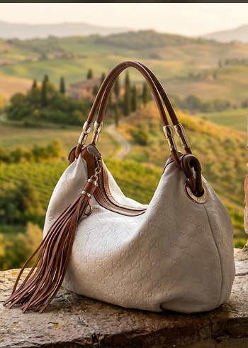 Gucci Ekru Monogramli Bohem Omuz Cantasi