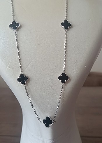 Van Cleef & Arpels Sikligin Simgesi