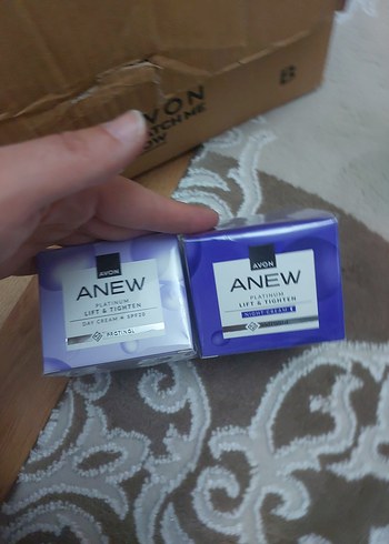 Avon Avon Anew Platinum Lift & Tighten Gündüz ve Gece Kremi