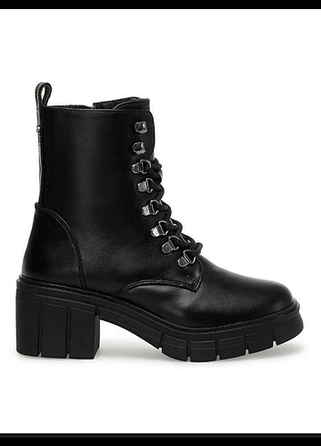 39 Beden Nine West bot