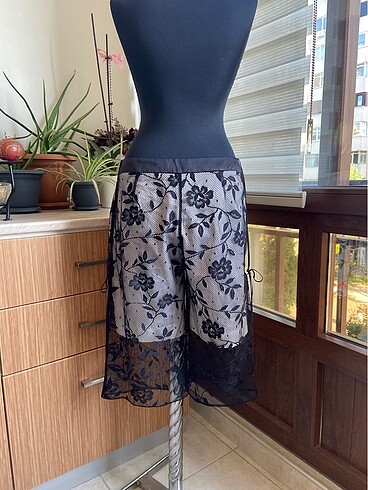 Derishow DERİSHOW Dantelli Kısa Pantolon