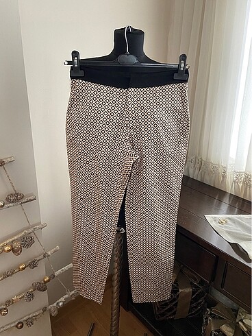 Zara Dedenli Havuç Model Pantolon