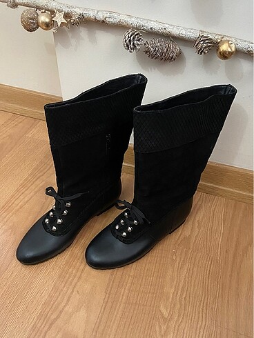 American Vintage Siyah Süet Çizme