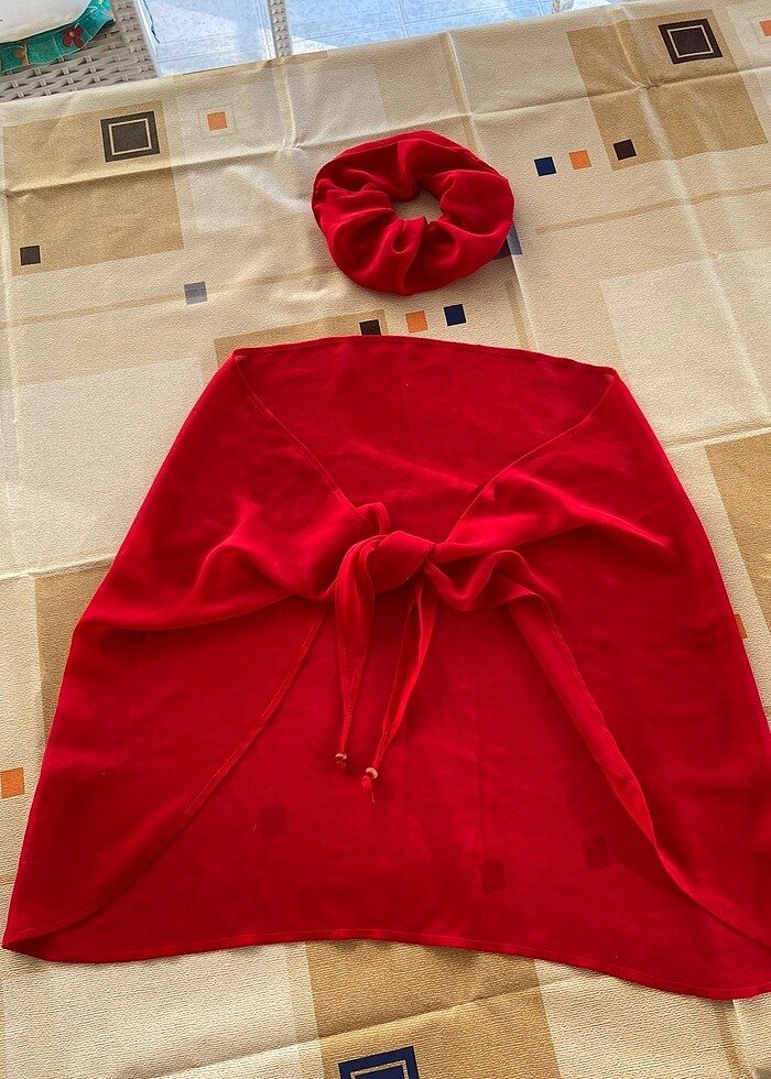 Kırmızı Pareo Plaj Kıyafeti - Görsel 2