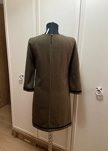 Yargıcı Haki Desenli Elbise - Görsel 2