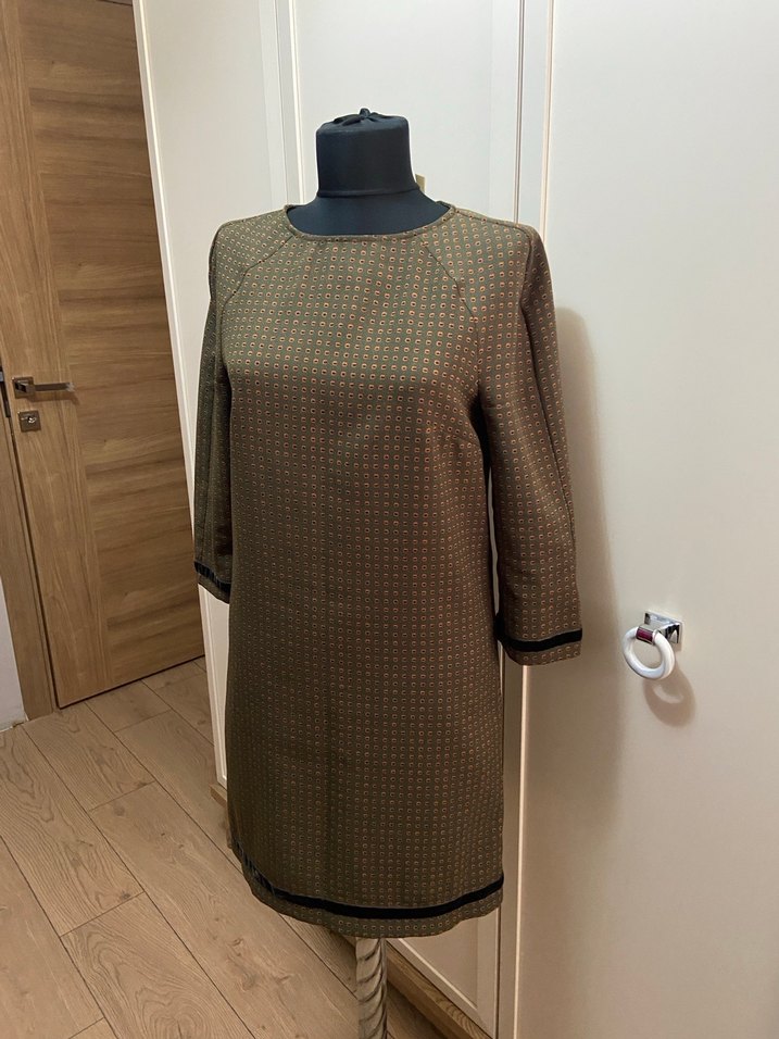 Yargıcı Haki Desenli Elbise - Görsel 4