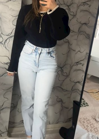 Trendyol & Milla Minimal Siyah Ust Acik Mavi Jean Kombin