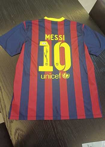 Nike Messi İmzali Forma