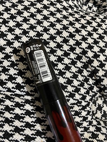 Kylie Cosmetics Bordo mat ruj