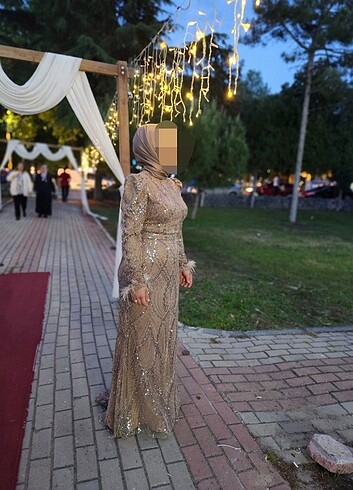 Taa işlemeli tesettür abiye