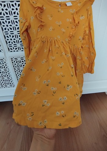 Uzun Kollu Sarı Fırfırlı Kız Elbisesi - Görsel 3