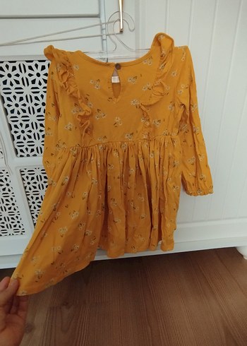 Uzun Kollu Sarı Fırfırlı Kız Elbisesi - Görsel 2