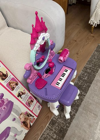 Piyanolu Makyaj Masası - Görsel 5