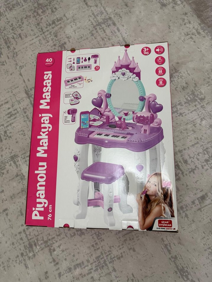 Piyanolu Makyaj Masası - Görsel 2