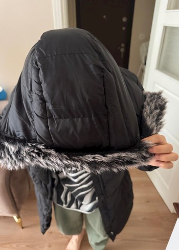 Siyah Kürklü Kadın Kışlık  Mont - Görsel 6