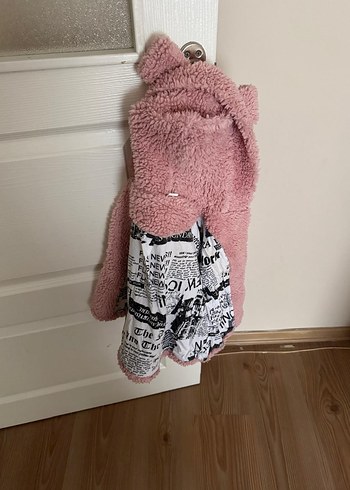 Pembe Kapüşonlu Kız Peluş Mont - Görsel 3