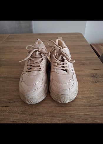 37 Beden Bej Süet Stiletto Topuklu Kadın Spor Ayakkabı