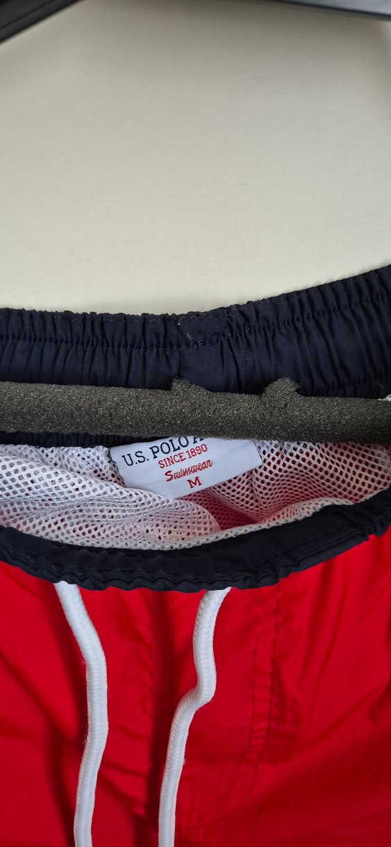 Kırmızı Bel Detaylı Erkek Şort - Görsel 2