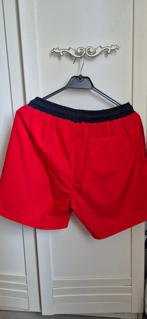 Kırmızı Bel Detaylı Erkek Şort - Görsel 3