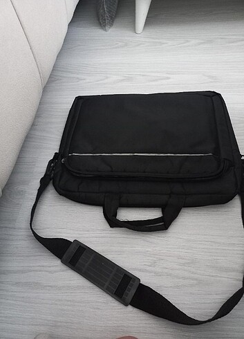 Laptop cantasi