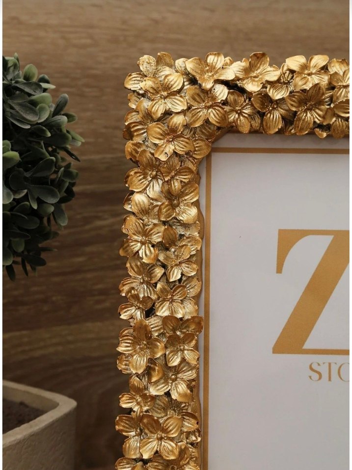 Parlak Altın Çiçek Desenli Fotoğraf Çerçevesi - Görsel 3