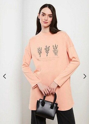 LC WAIKIKI SWEATSHIRT