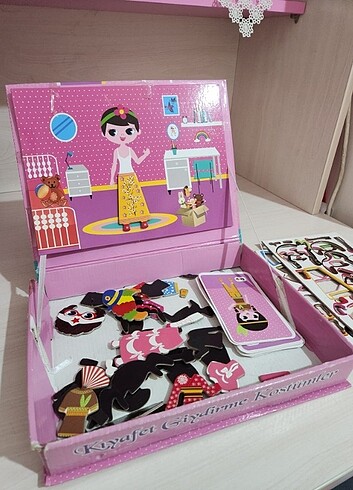 Magnet bebek giydirme oyunu