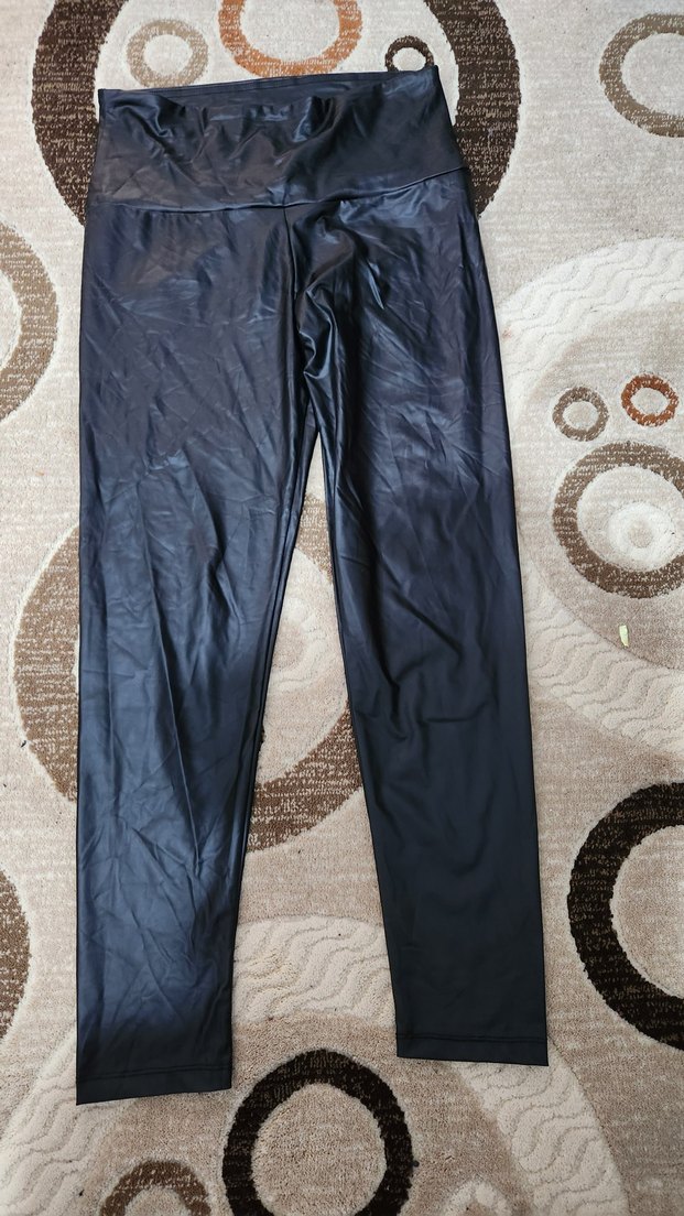 Parlak Siyah Deri Dar Kesim Kadın Tayt - Görsel 2