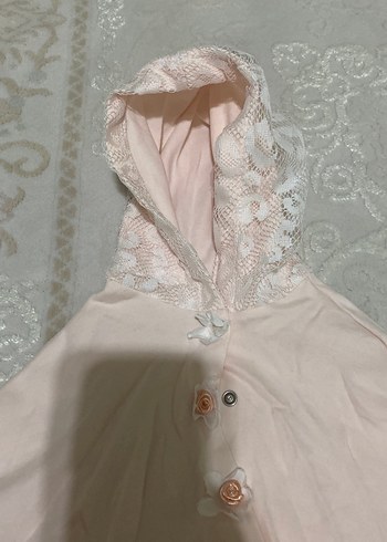 Kız Çocuk Pembe Kapüşonlu Dantelli Pelerin - Görsel 5