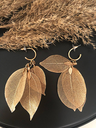 Zara Zara model gold yaprak küpe