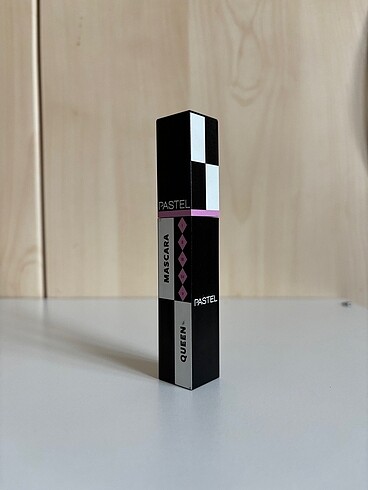 Pastel quenn maskara - Görsel 2