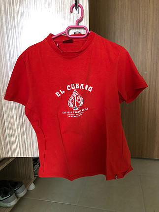 Levis Kırmızı Tshirt