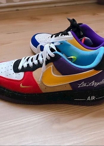 Nike Air Force 1 Multicolor Sneaker