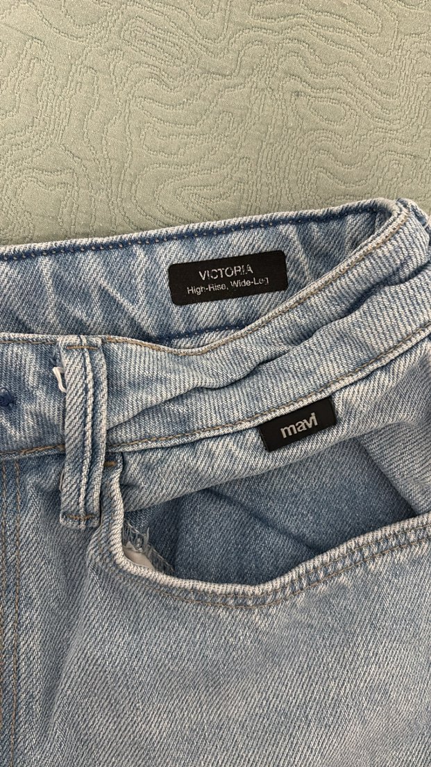 Açık Mavi Rahat Kesim Denim Jean — görsel 4/6