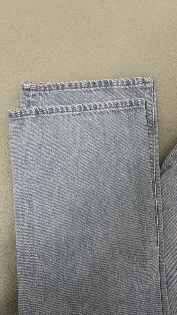 Açık Mavi Rahat Kesim Denim Jean — görsel 2/6