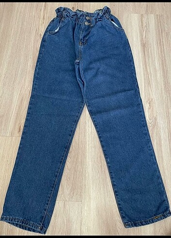 Zara Mom jeans 