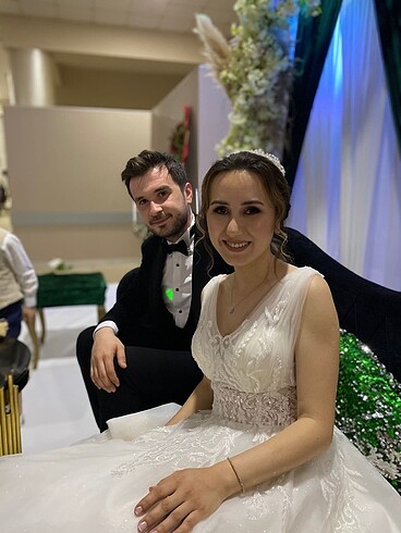 36 Beden beyaz Renk Helen Gelinlik