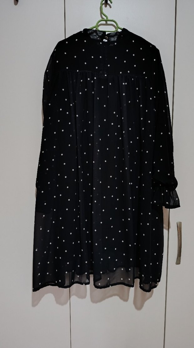 Uzun Kollu Siyah Puantiyeli tunik - Görsel 3