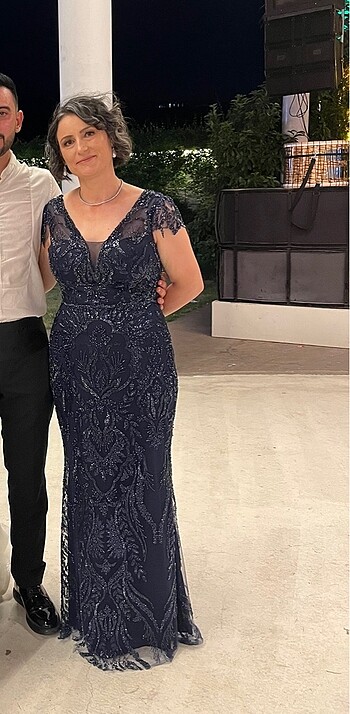 Lacivert taşlı abiye elbise