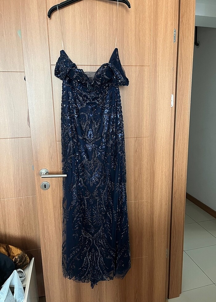 Lacivert taşlı abiye elbise - Görsel 3